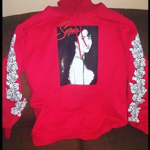 Selena hoodie women’s medium